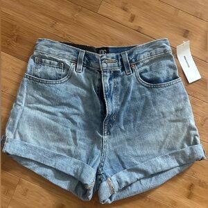 NWT BDG - Urban Outfitters “Mom High-Rise” Jean Shorts